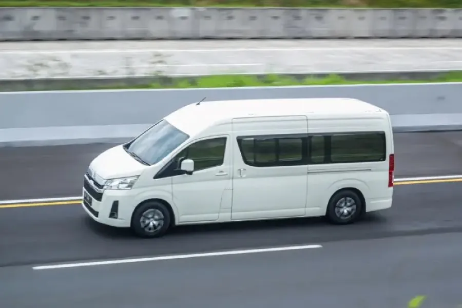 Harga Bekas Toyota Hiace 2012