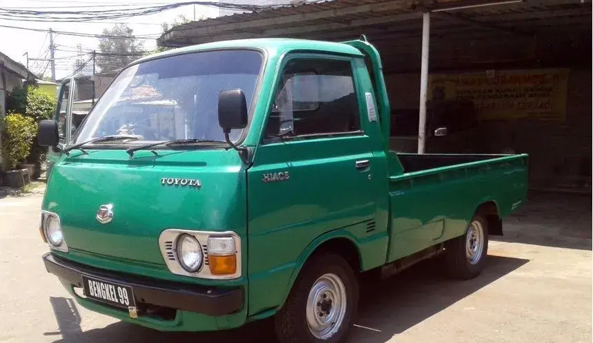 Spesifikasi Toyota Hiace Pick Up
