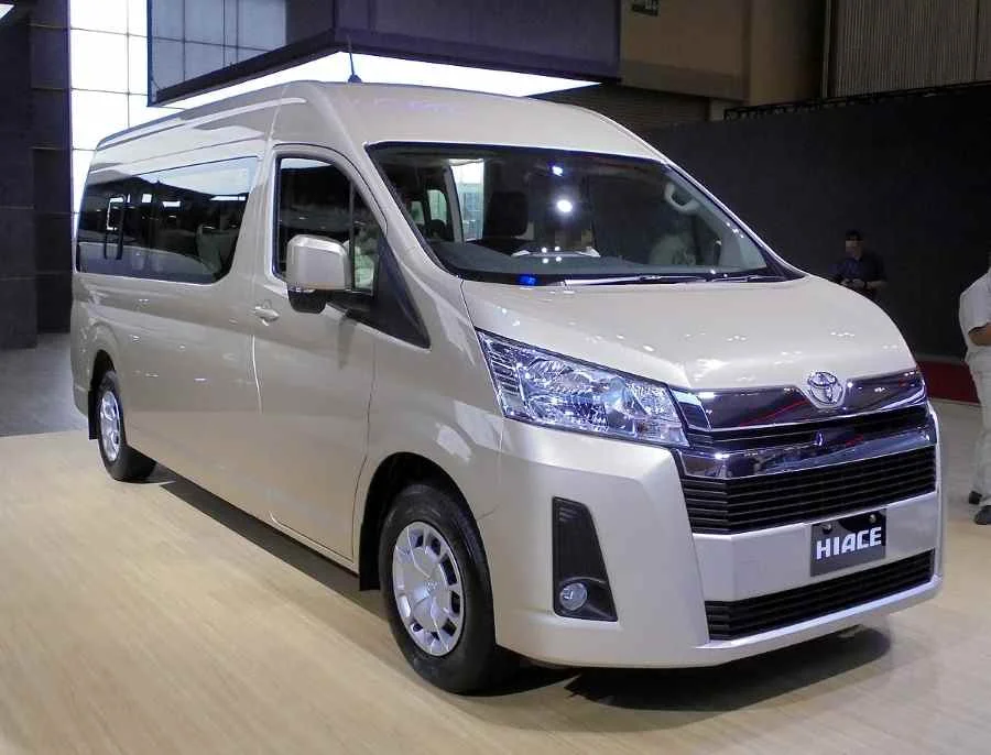 Toyota Hiace Premio Luxury